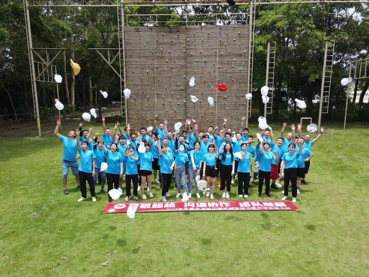 Label Source’s two-day summer team building event in 2022 has successfully concluded – focusing on breakthroughs, communication, collaboration, and team cohesion.
